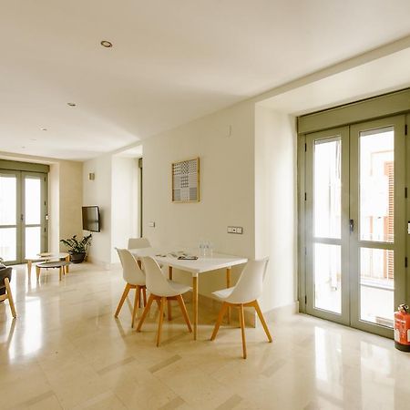 1E Azofaifo St Apartment Sevilla Buitenkant foto