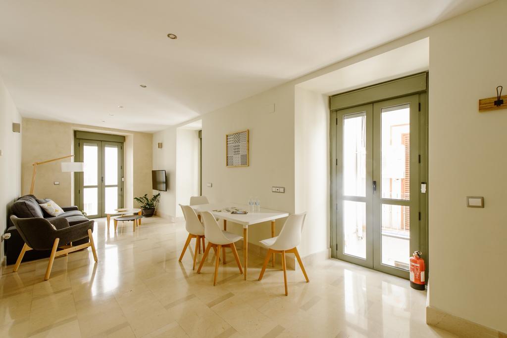 1E Azofaifo St Apartment Sevilla Buitenkant foto